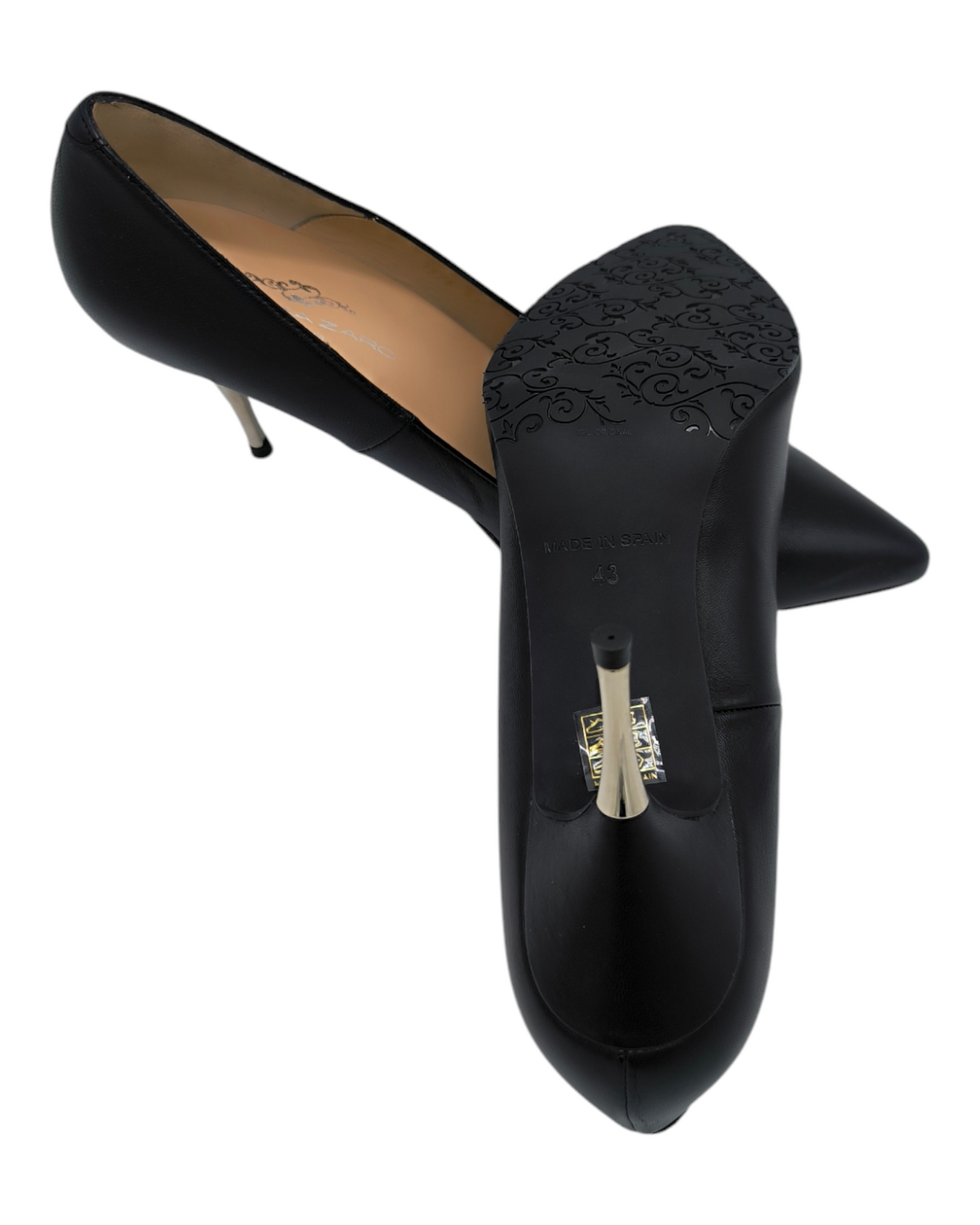 Escarpins à talon métallique Brenda Zaro – Élégance et Modernité